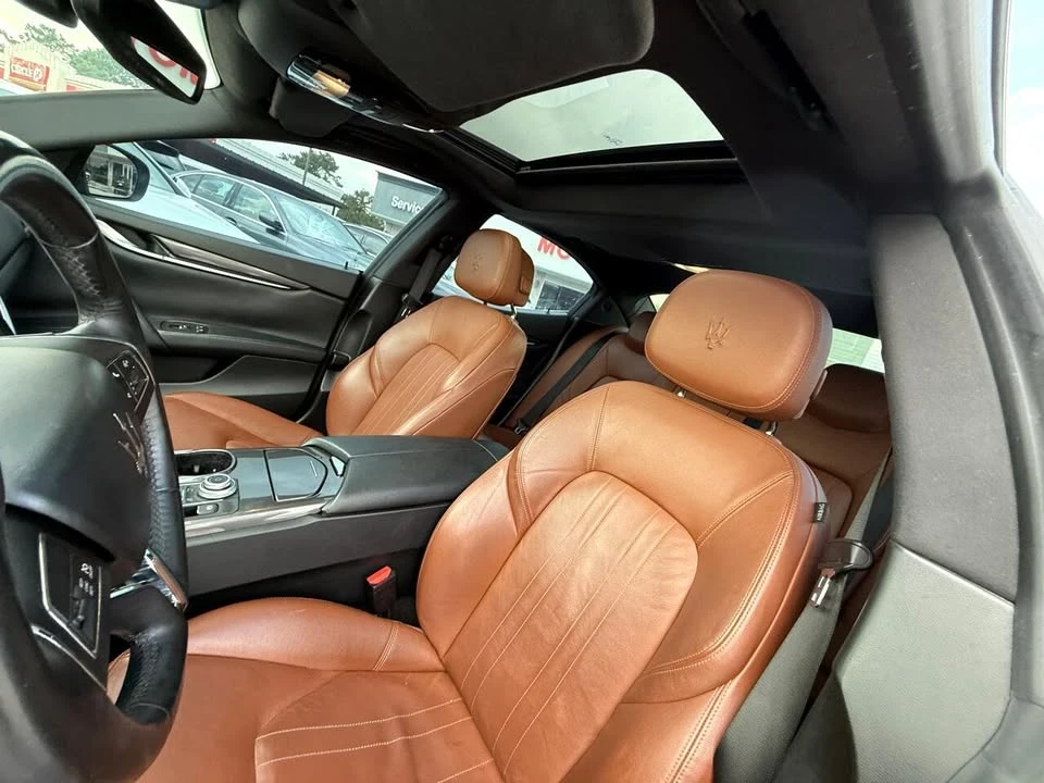 2018 Maserati Ghibli 3rd Gen - Image 9 of 18