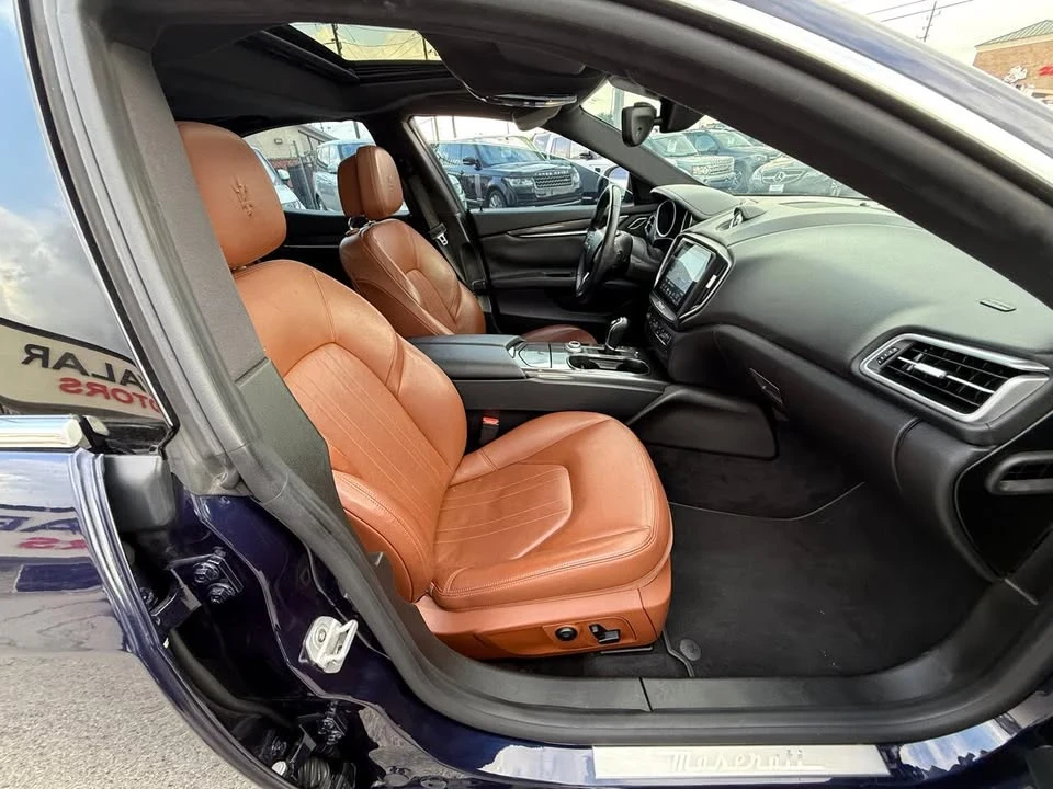 2018 Maserati Ghibli 3rd Gen - Image 15 of 18