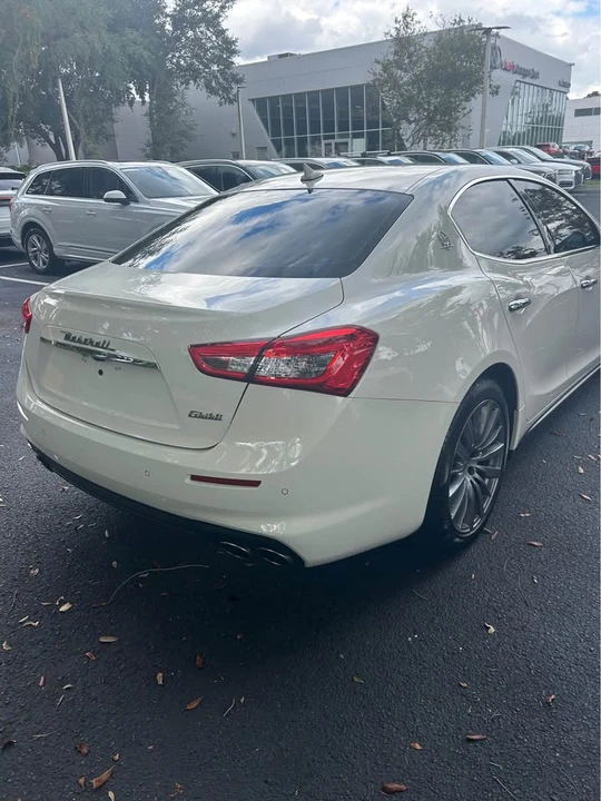 2018 Maserati Ghibli 3rd Gen - Image 6 of 12