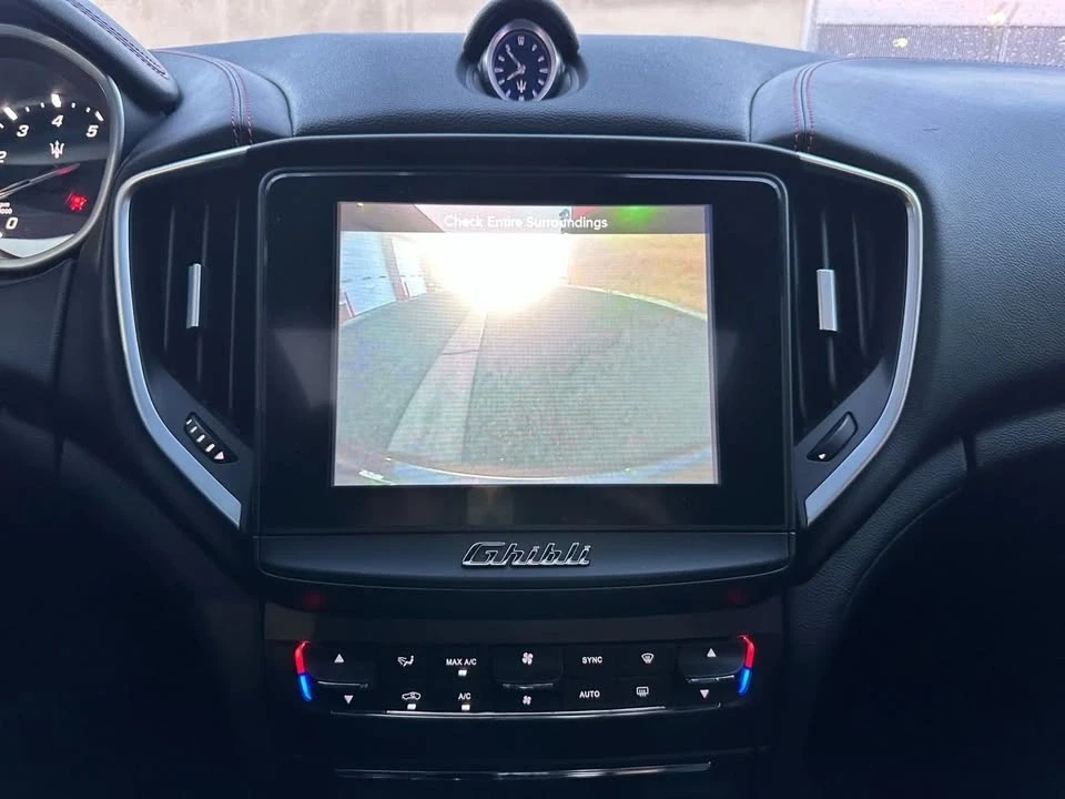 2018 Maserati Ghibli 3rd Gen - Image 9 of 16