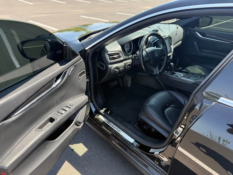 2018 Maserati Ghibli 3rd Gen - Image 9 of 10