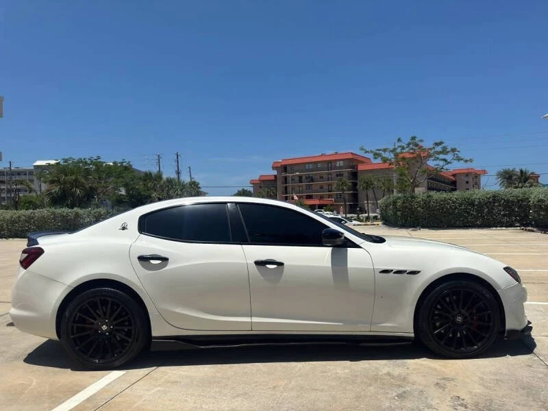 2018 Maserati Ghibli 3rd Gen - Image 6 of 16