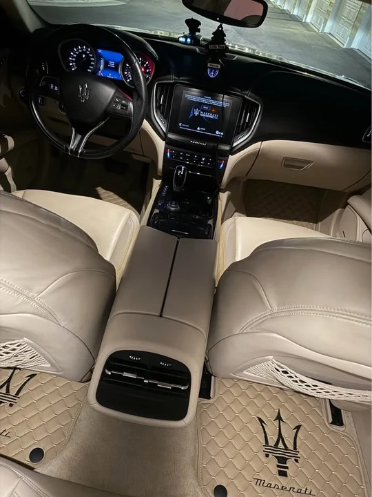 2018 Maserati Ghibli 3rd Gen - Image 9 of 16