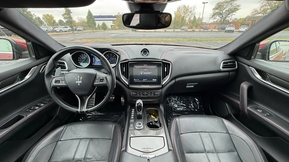 2018 Maserati Ghibli 3rd Gen - Image 17 of 20