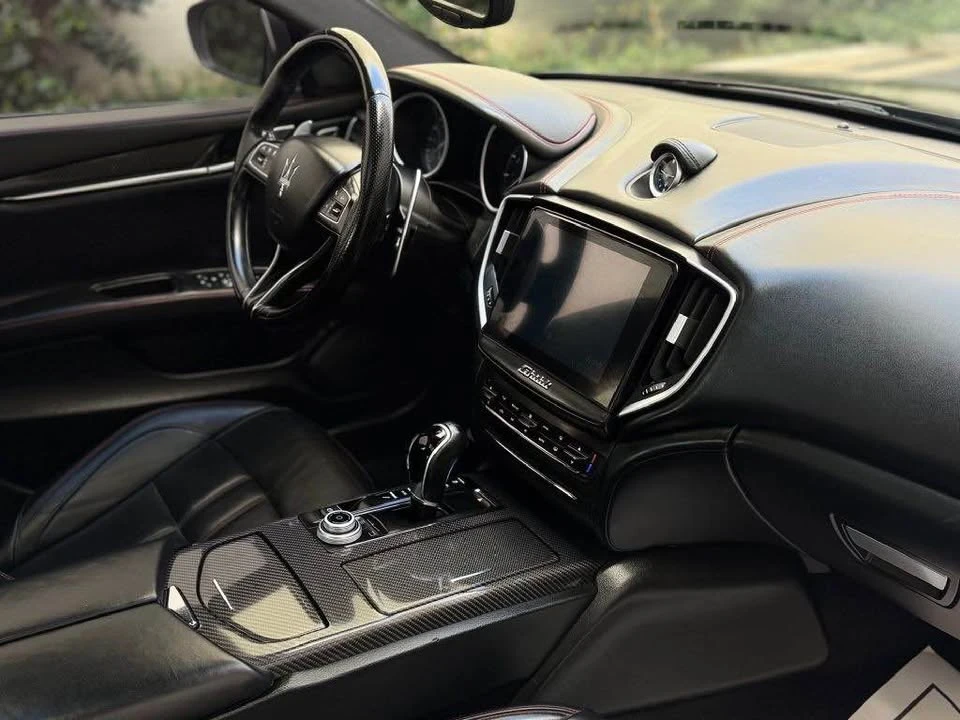 2018 Maserati Ghibli 3rd Gen - Image 14 of 17
