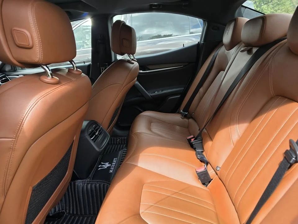2018 Maserati Ghibli 3rd Gen - Image 3 of 5