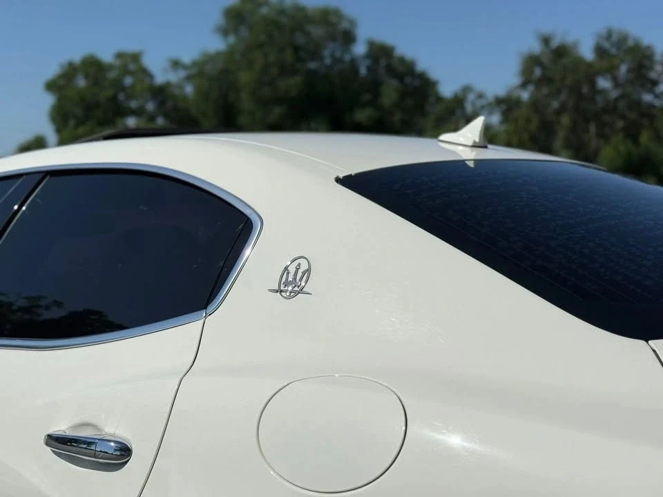 2018 Maserati Ghibli 3rd Gen - Image 3 of 11