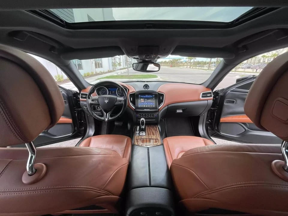 2018 Maserati Ghibli 3rd Gen - Image 9 of 12