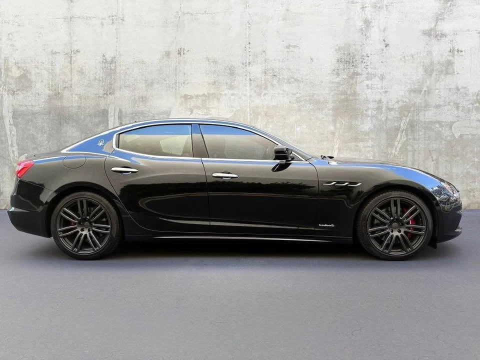 2018 Maserati Ghibli 3rd Gen - Image 5 of 17