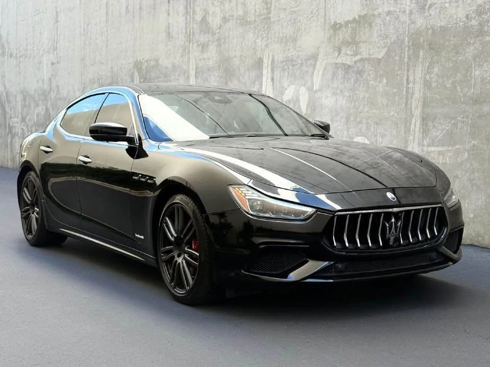 2018 Maserati Ghibli 3rd Gen - Image 4 of 17