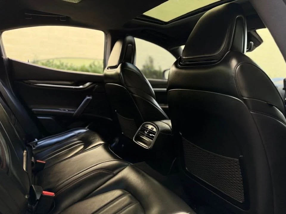 2018 Maserati Ghibli 3rd Gen - Image 12 of 17
