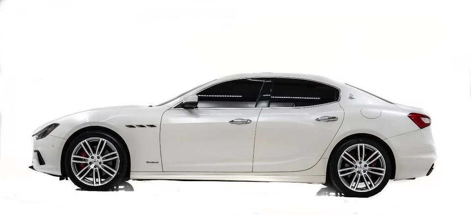 2018 Maserati Ghibli 3rd Gen - Image 6 of 20