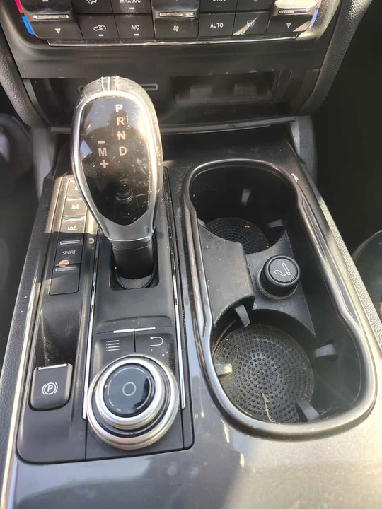 2018 Maserati Ghibli 3rd Gen - Image 10 of 14