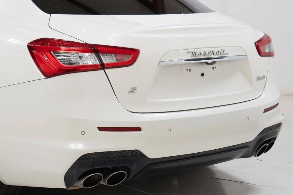 2018 Maserati Ghibli 3rd Gen - Image 15 of 20