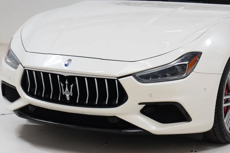 2018 Maserati Ghibli 3rd Gen - Image 10 of 20