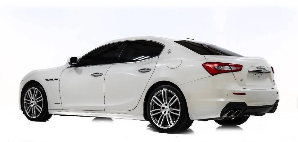 2018 Maserati Ghibli 3rd Gen - Image 4 of 20