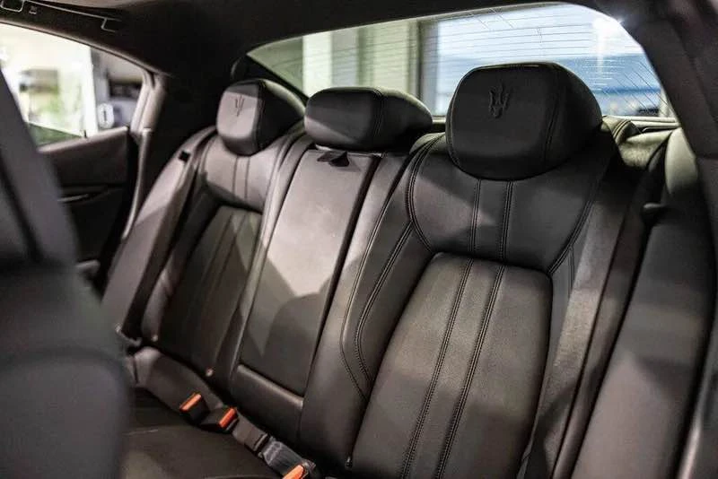 2018 Maserati Ghibli 3rd Gen - Image 16 of 19