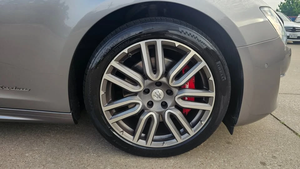2018 Maserati Ghibli 3rd Gen - Image 16 of 20