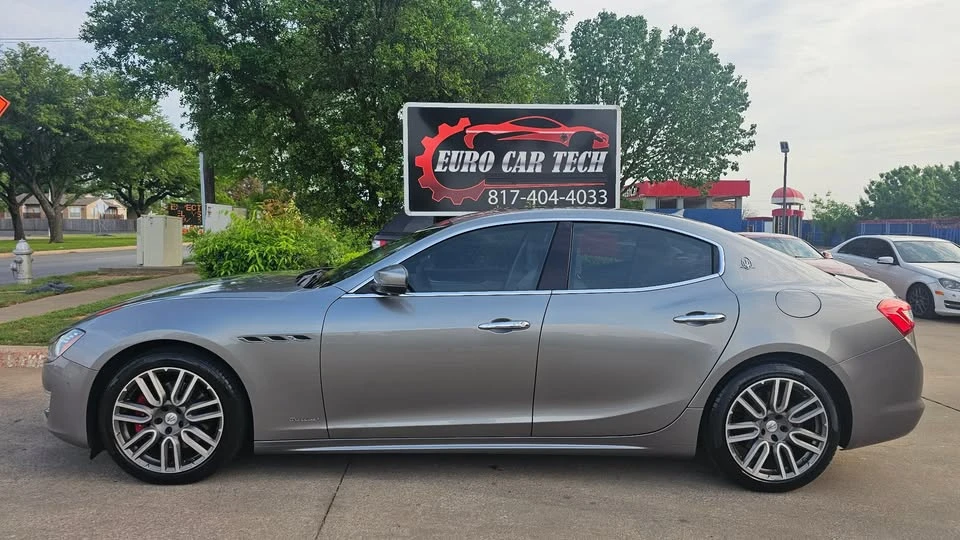 2018 Maserati Ghibli 3rd Gen - Image 2 of 20