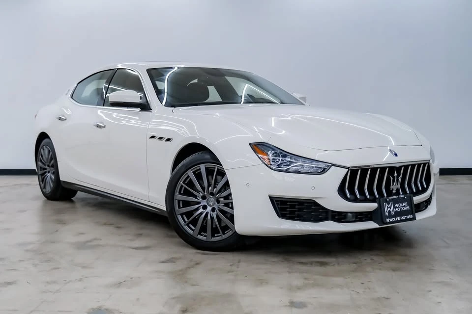 2018 Maserati Ghibli 3rd Gen - Image 3 of 17