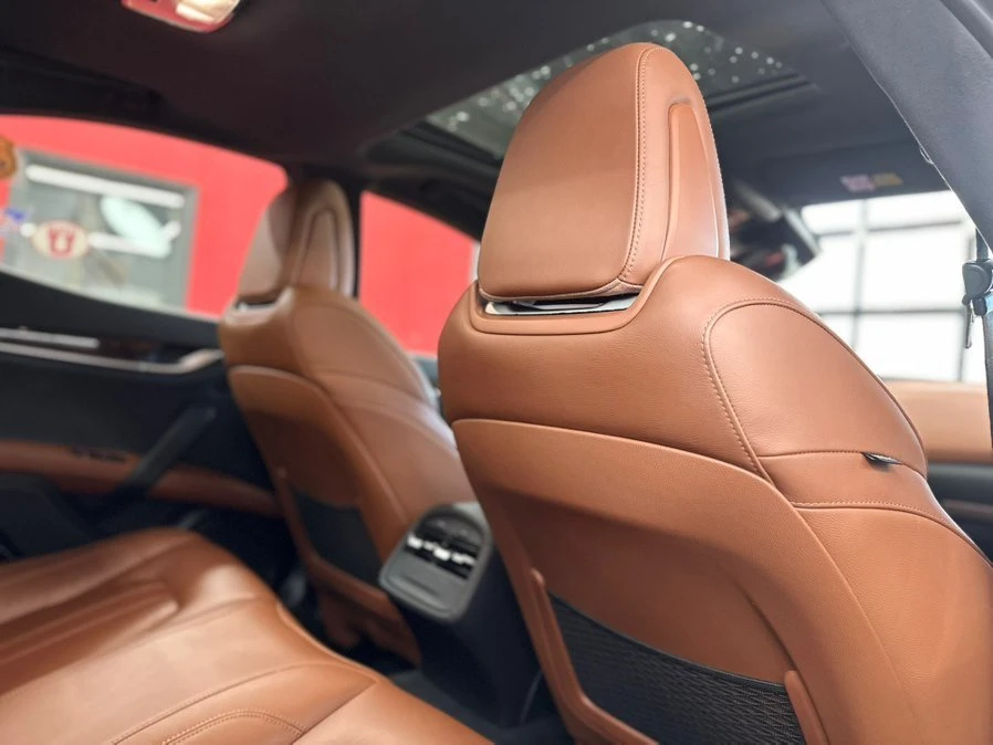 2018 Maserati Ghibli 3rd Gen - Image 17 of 17