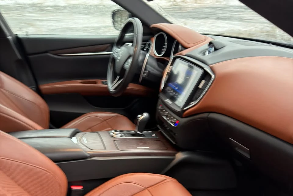 2018 Maserati Ghibli 3rd Gen - Image 6 of 13