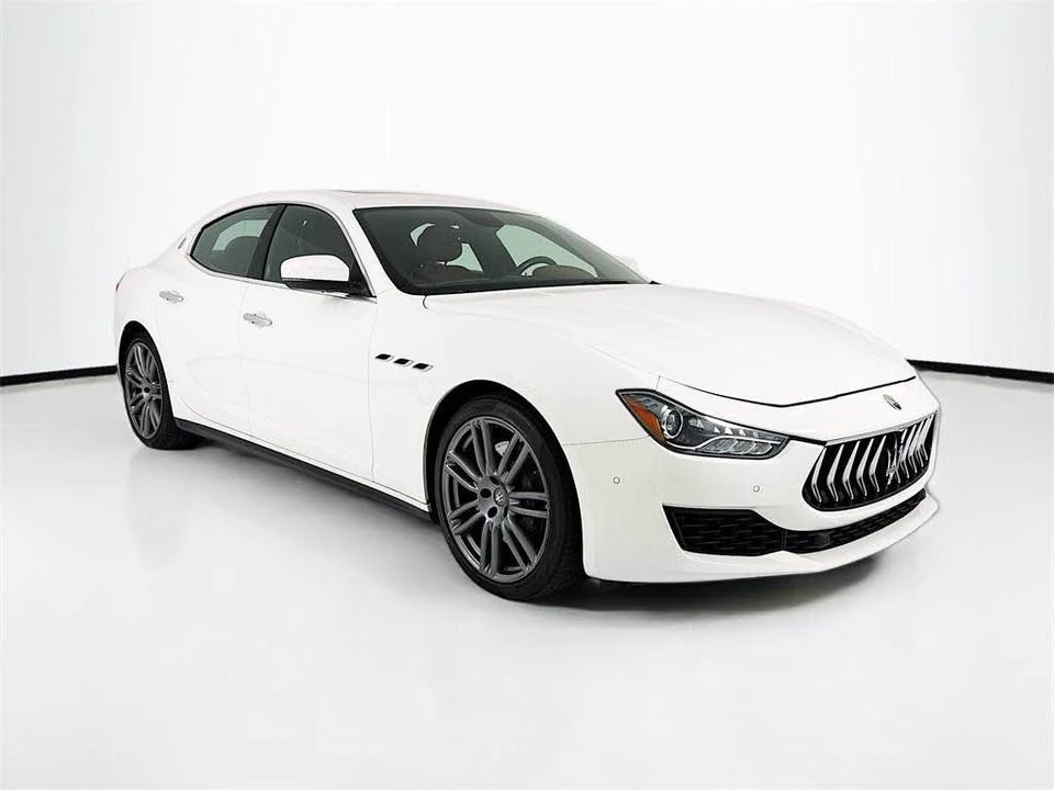 2018 Maserati Ghibli 3rd Gen - Image 2 of 20