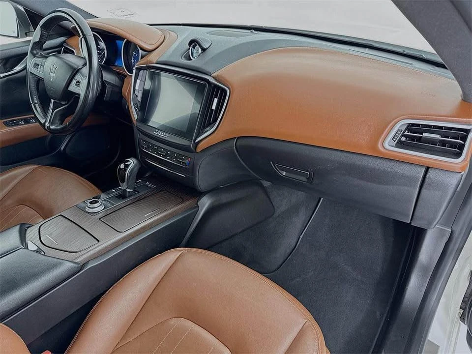 2018 Maserati Ghibli 3rd Gen - Image 15 of 20