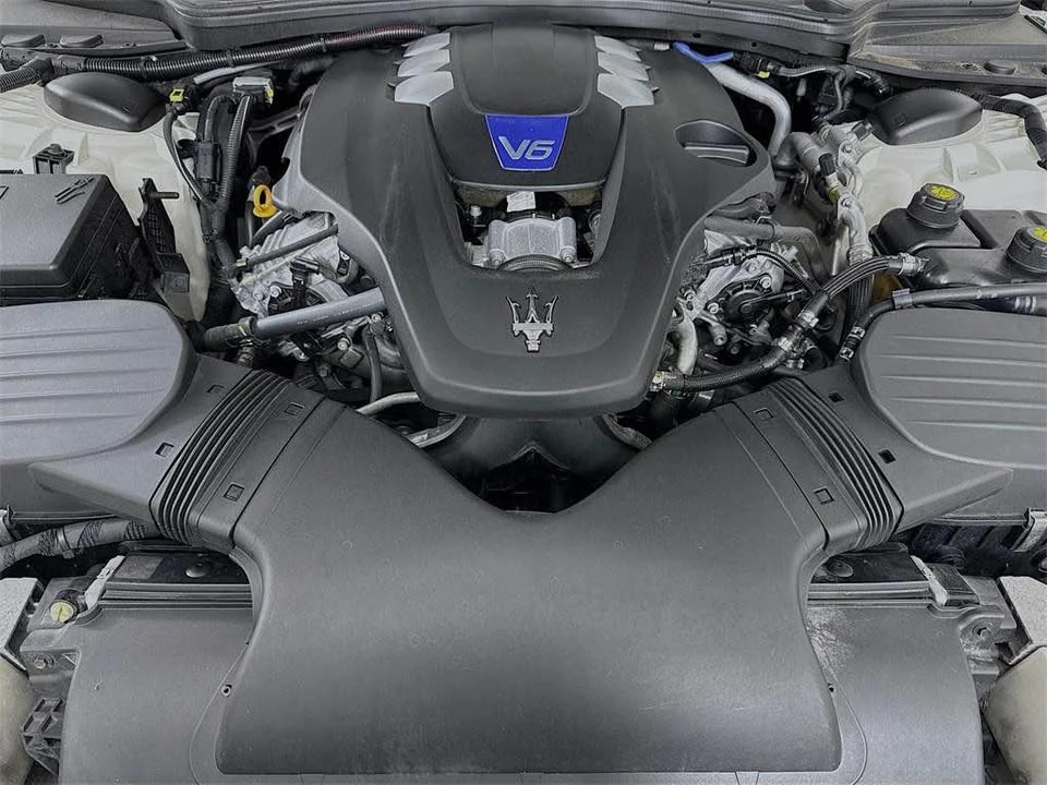 2018 Maserati Ghibli 3rd Gen - Image 6 of 20