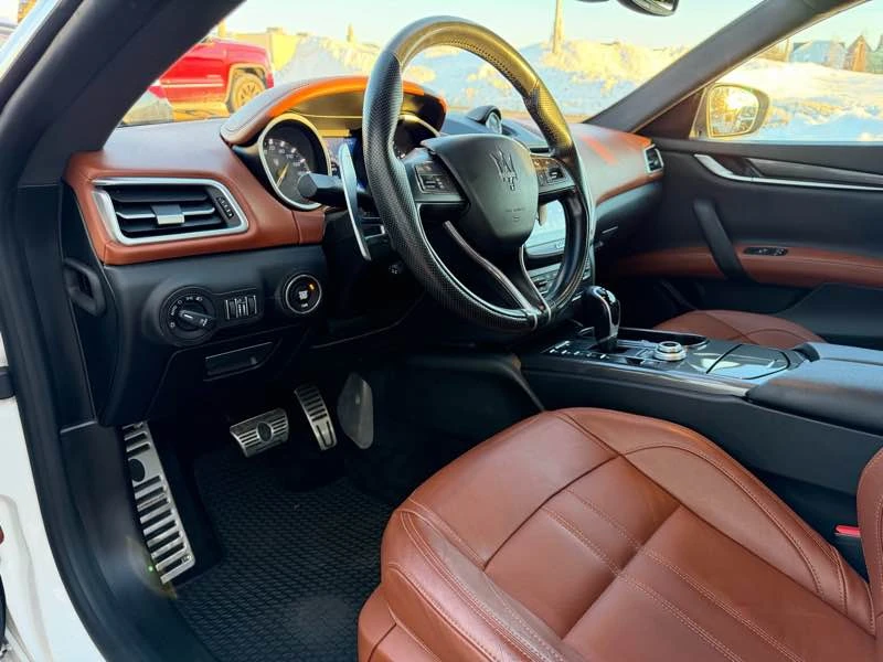 2018 Maserati Ghibli 3rd Gen - Image 9 of 20