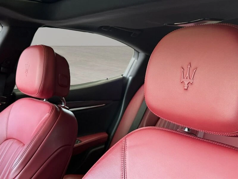 2018 Maserati Ghibli 3rd Gen - Image 15 of 20