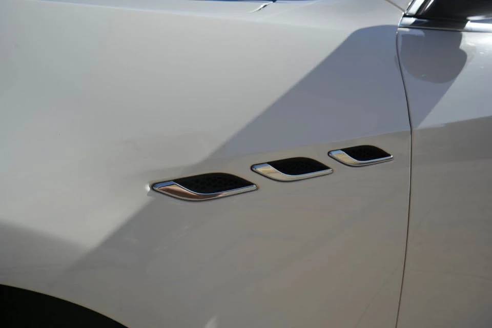 2018 Maserati Ghibli 3rd Gen - Image 5 of 9