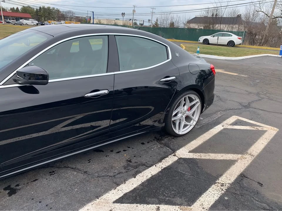 2018 Maserati Ghibli 3rd Gen - Image 5 of 11