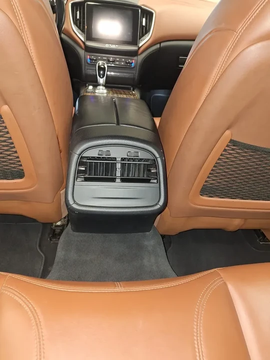 2018 Maserati Ghibli 3rd Gen - Image 11 of 12