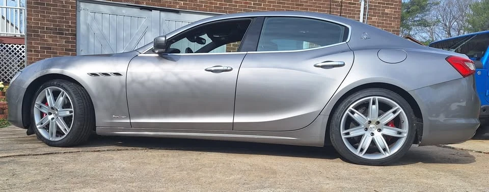 2018 Maserati Ghibli 3rd Gen - Image 9 of 12