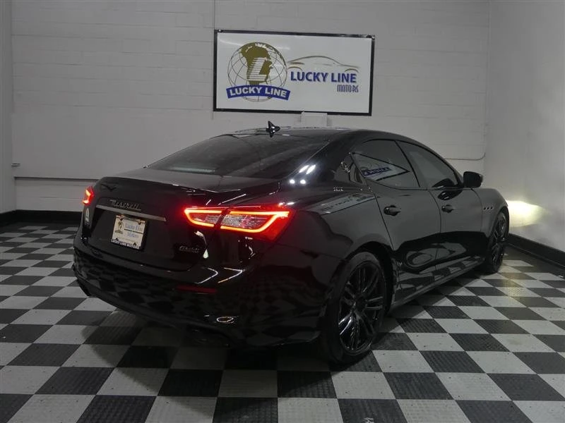 2018 Maserati Ghibli 3rd Gen - Image 10 of 20