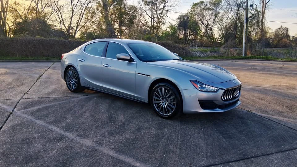 2018 Maserati Ghibli 3rd Gen - Image 2 of 12