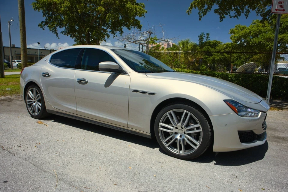 2018 Maserati Ghibli 3rd Gen - Image 13 of 20