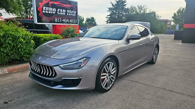 2018 Maserati Ghibli GranLusso