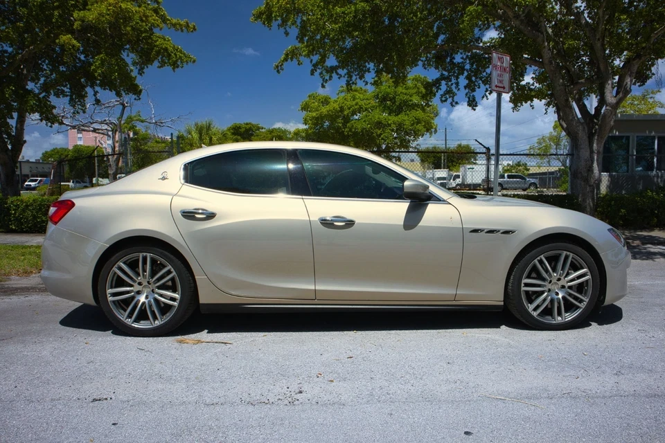 2018 Maserati Ghibli 3rd Gen - Image 9 of 20