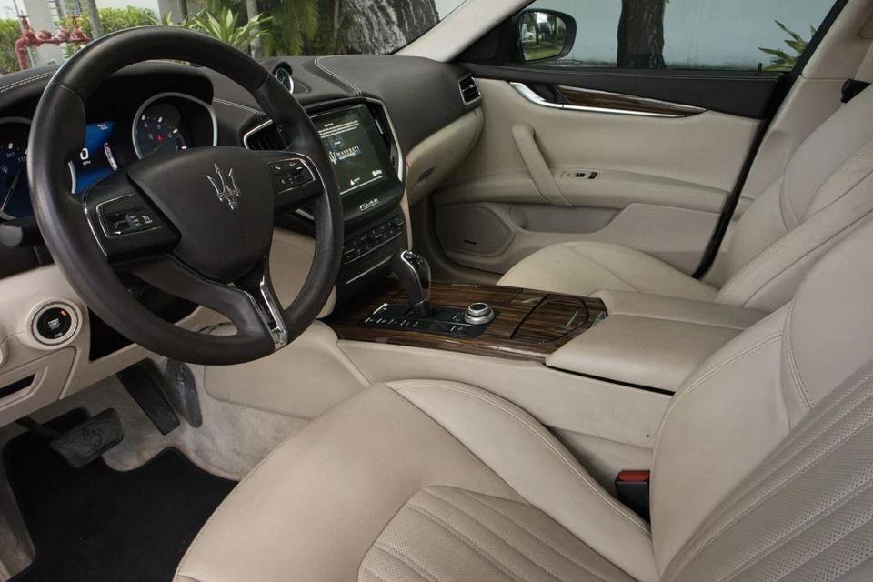 2018 Maserati Ghibli 3rd Gen - Image 14 of 20