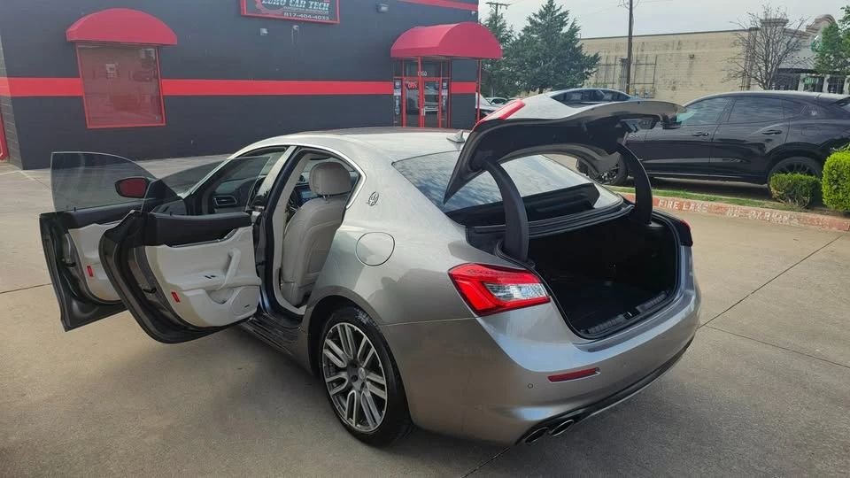 2018 Maserati Ghibli 3rd Gen - Image 19 of 20