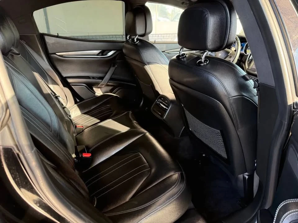 2018 Maserati Ghibli 3rd Gen - Image 15 of 19