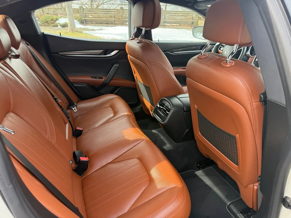 2018 Maserati Ghibli 3rd Gen - Image 14 of 19