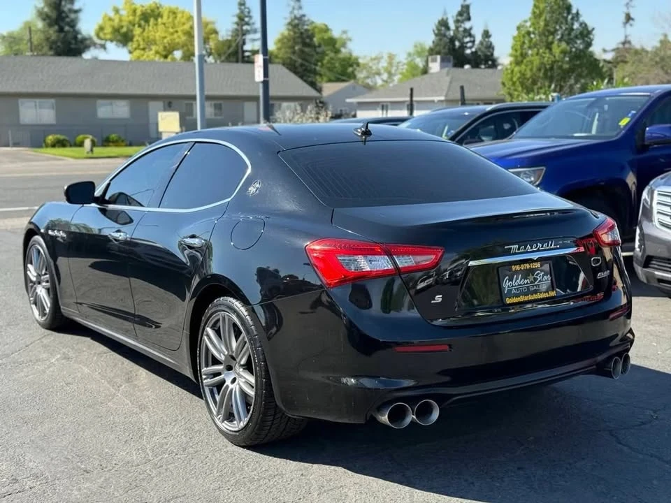 2018 Maserati Ghibli 3rd Gen - Image 2 of 19