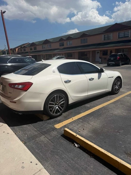 2018 Maserati Ghibli 3rd Gen - Image 4 of 6