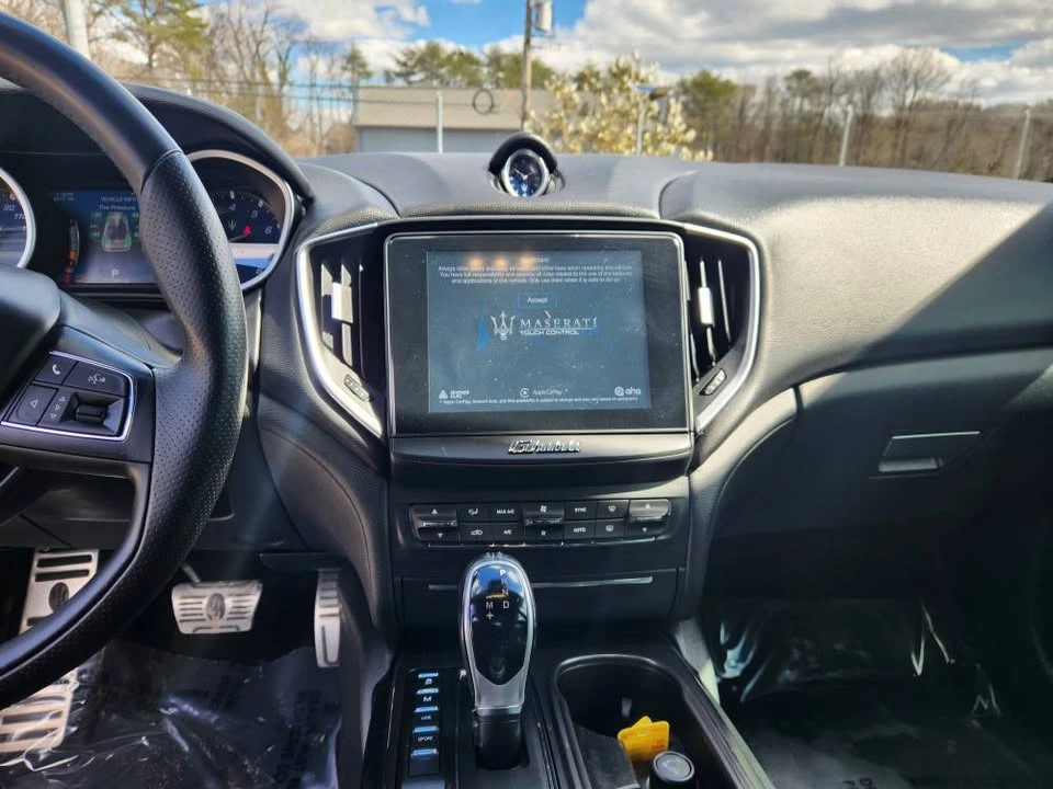2018 Maserati Ghibli 3rd Gen - Image 18 of 19