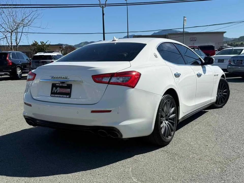 2018 Maserati Ghibli 3rd Gen - Image 11 of 19