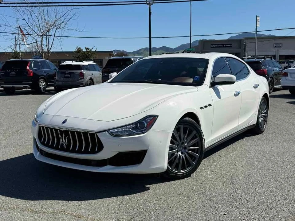 2018 Maserati Ghibli 3rd Gen - Image 3 of 19