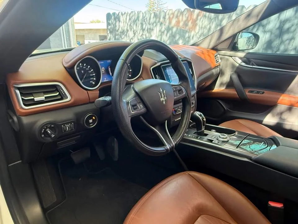 2018 Maserati Ghibli 3rd Gen - Image 5 of 19